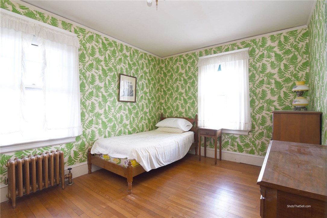 14 Brandon Road Cranston, RI 02910 - Photo 23 of 26