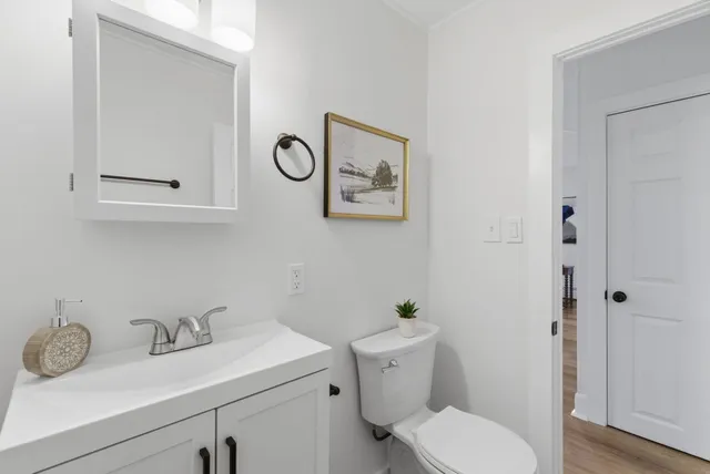 $499,000 | 1 Pleasant Street, Merrimack, NH 03054