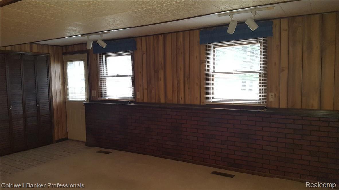 3270 Merwin Road Lapeer, MI 48446 - Photo 15 of 37 20190416_130236.jpg