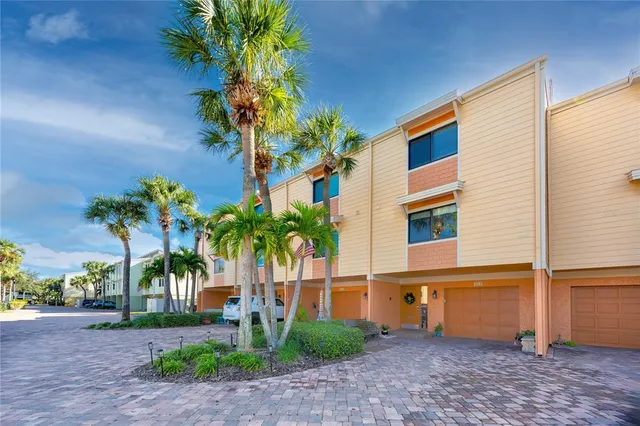 $685,000 | 413 Haven Point Drive, Treasure Island, FL 33706