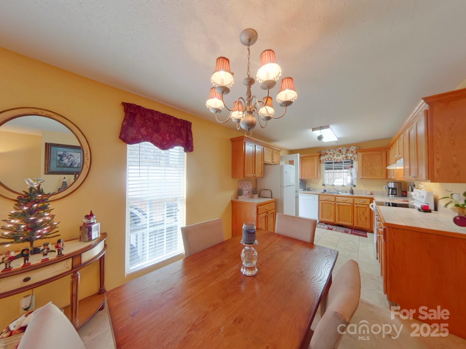 111 8th Street York, SC 29745 - Photo 8 of 32 Gallery Image 8