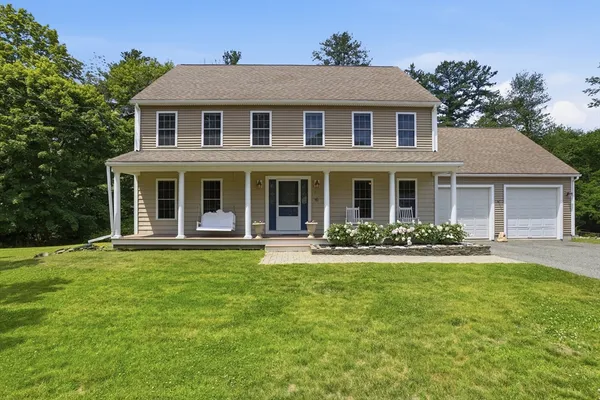 $850,000 | 61 Whitney Street, Northborough, MA 01532