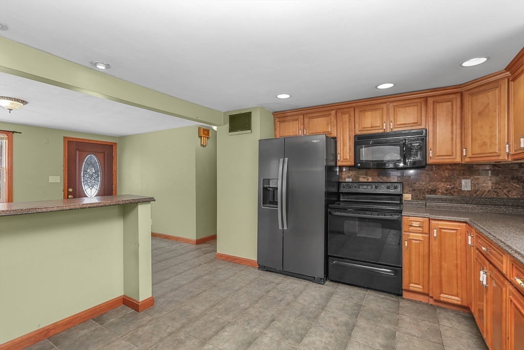 329 North Main Street Sharon, MA 02067 - Photo 6 of 30