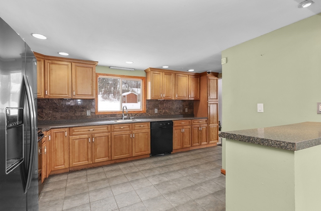 329 North Main Street Sharon, MA 02067 - Photo 7 of 30