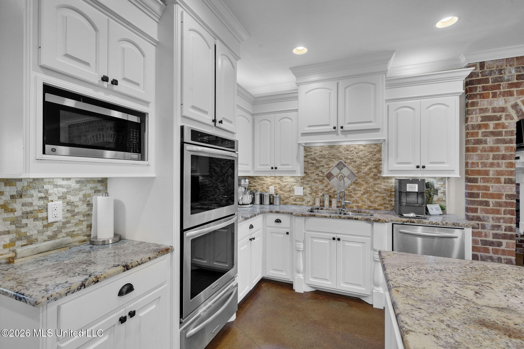 712 Leesburg Road Pelahatchie, MS 39145 - Photo 11 of 43 19-web-or-mls-712 Leesburg-20