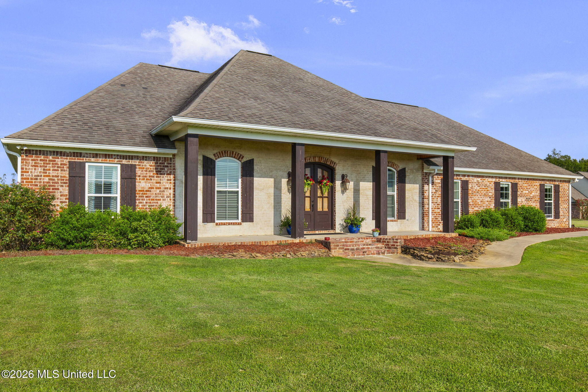 712 Leesburg Road Pelahatchie, MS 39145 - Photo 2 of 43 75-web-or-mls-712 Leesburg-71