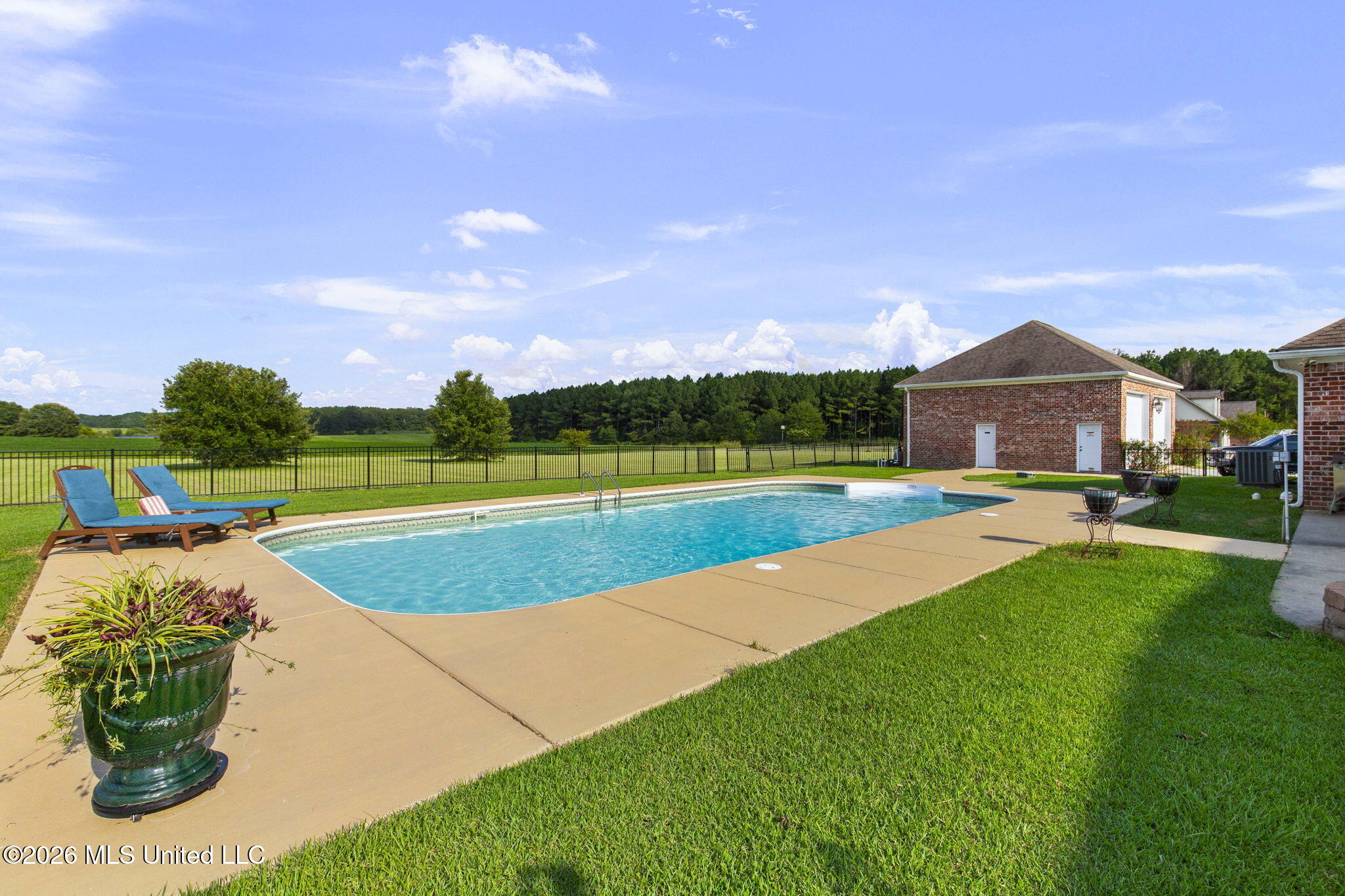 712 Leesburg Road Pelahatchie, MS 39145 - Photo 32 of 43 88-web-or-mls-712 Leesburg-83