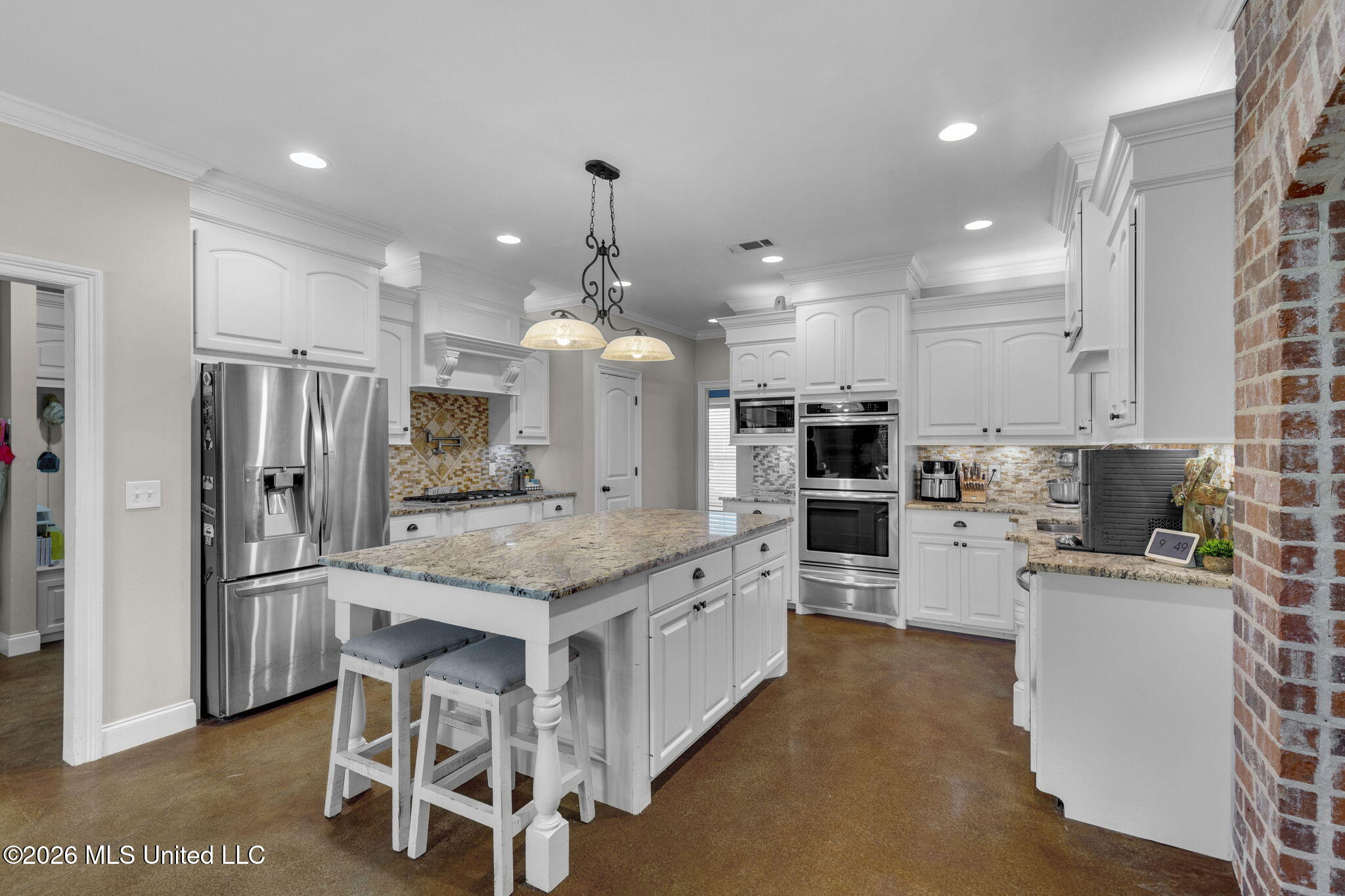 712 Leesburg Road Pelahatchie, MS 39145 - Photo 9 of 43 17-web-or-mls-712 Leesburg-17
