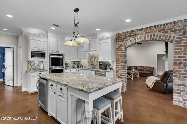 $650,000 | 712 Leesburg Road, Pelahatchie, MS 39145