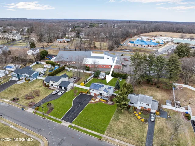 $745,000 | 8 Kilmer Drive, Manalapan, NJ 07726