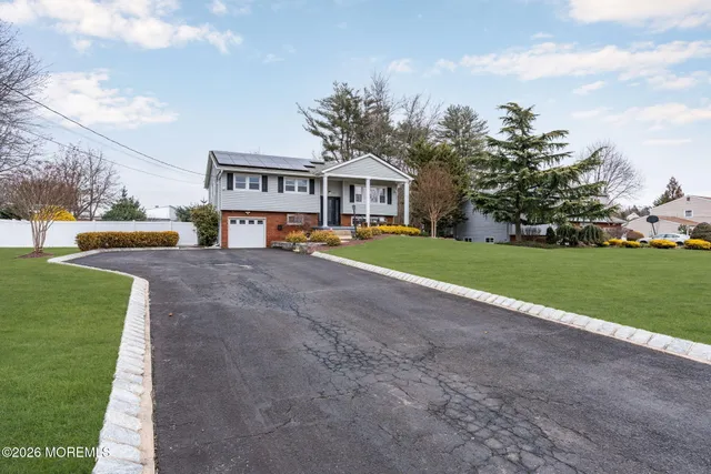 $745,000 | 8 Kilmer Drive, Manalapan, NJ 07726