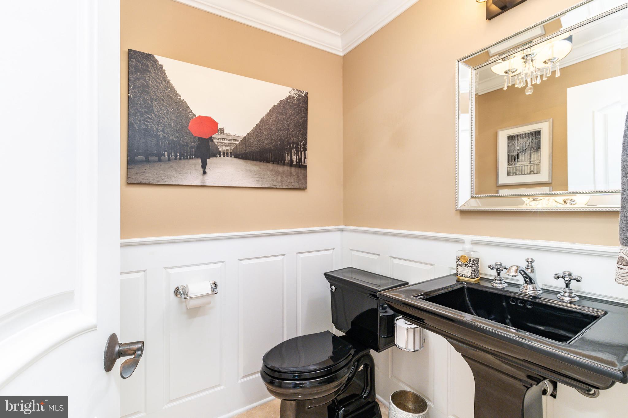 1389 Cedar Grove Road Media, PA 19063 - Photo 27 of 54 Powder Room