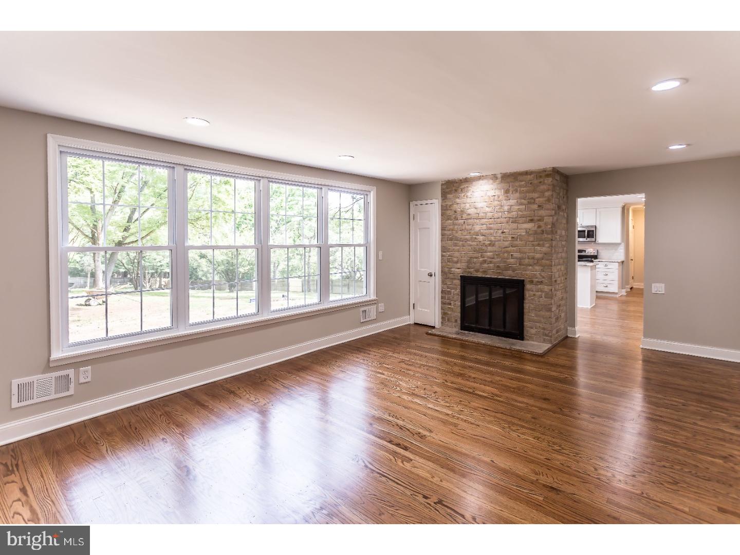 845 Milmar Road Newtown Square, PA 19073 - Photo 8 of 23 Family Room