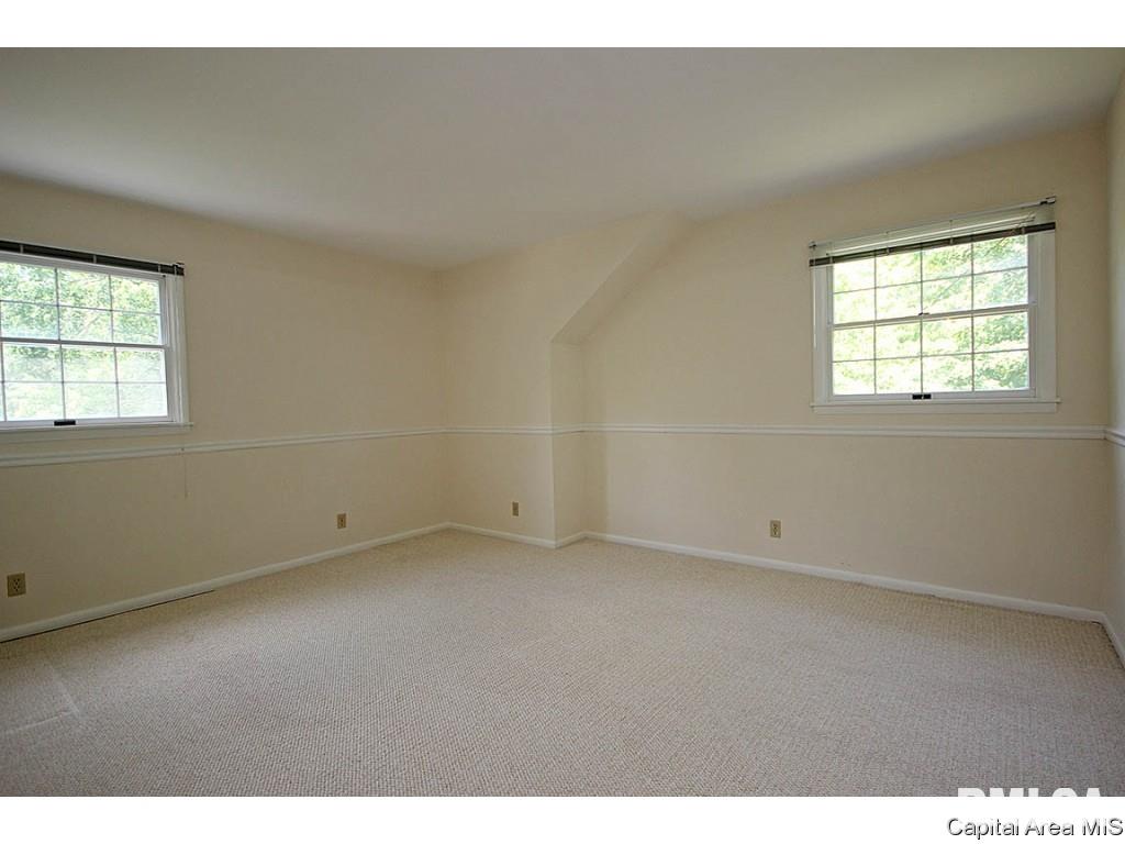 127 Golf Road Springfield, IL 62704 - Photo 18 of 36