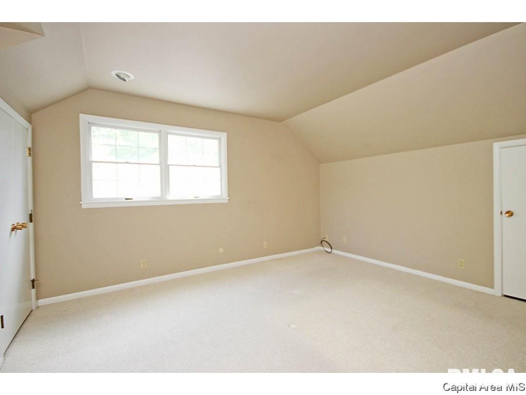 127 Golf Road Springfield, IL 62704 - Photo 20 of 36