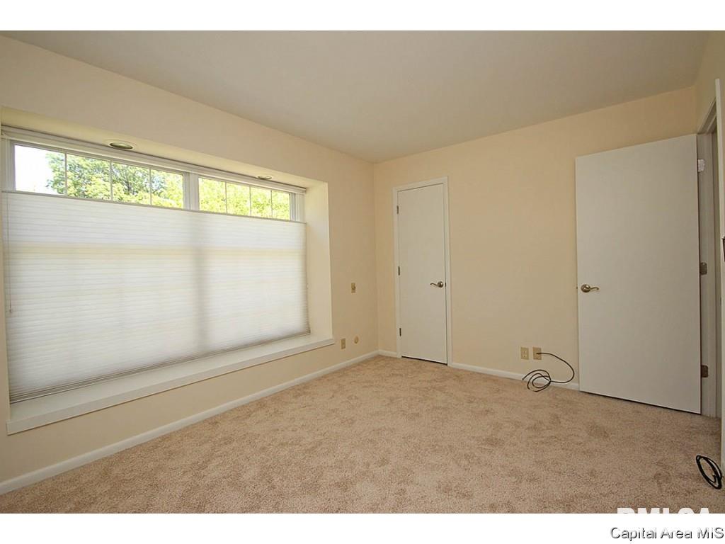 127 Golf Road Springfield, IL 62704 - Photo 25 of 36