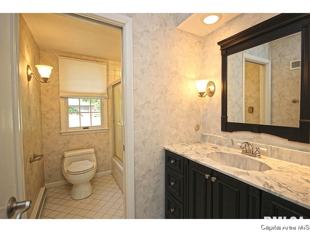 127 Golf Road Springfield, IL 62704 - Photo 33 of 36