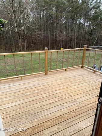 a view of a tennis court