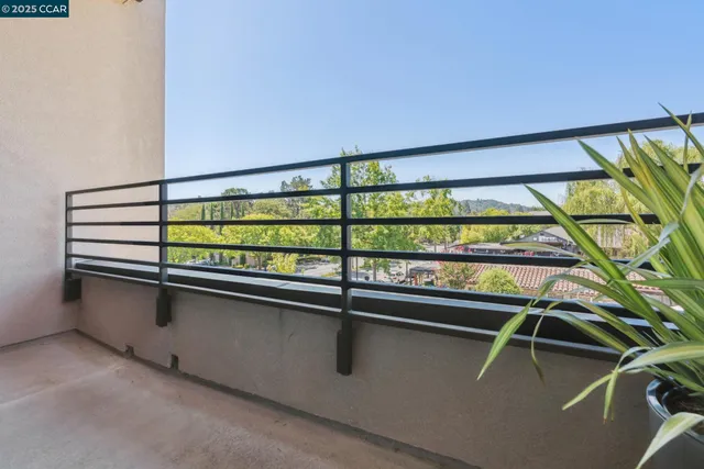 $1,399,000 | 900 Brown Avenue, Lafayette, CA 94549