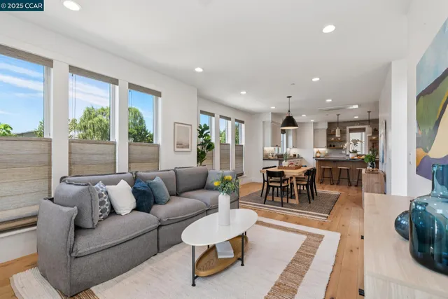 $1,399,000 | 900 Brown Avenue, Lafayette, CA 94549