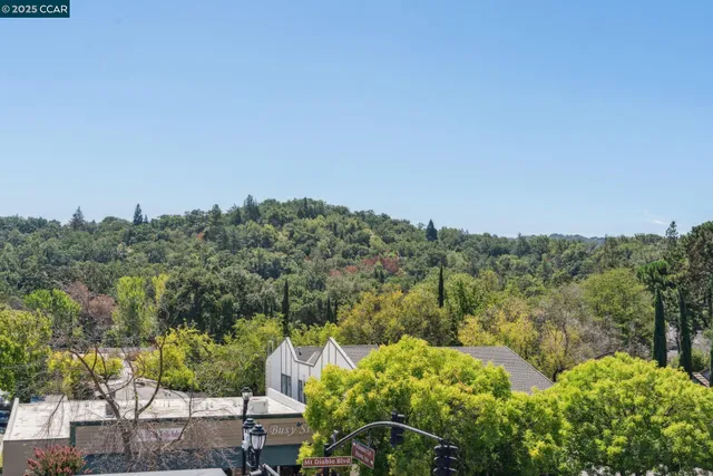 $1,399,000 | 900 Brown Avenue, Lafayette, CA 94549