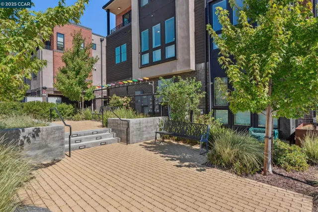 $1,399,000 | 900 Brown Avenue, Lafayette, CA 94549