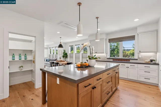 $1,399,000 | 900 Brown Avenue, Lafayette, CA 94549