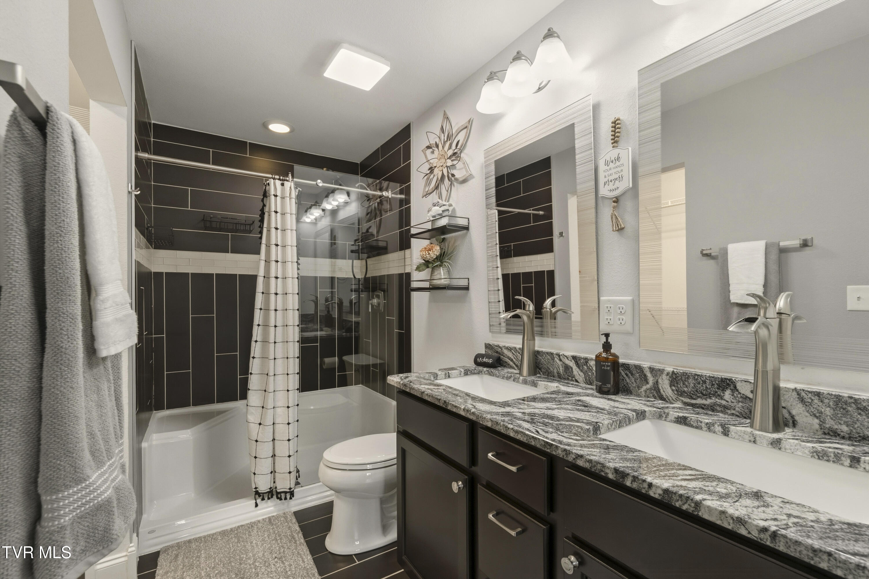 152 Grace Drive Greeneville, TN 37745 - Photo 17 of 32 DSC03295