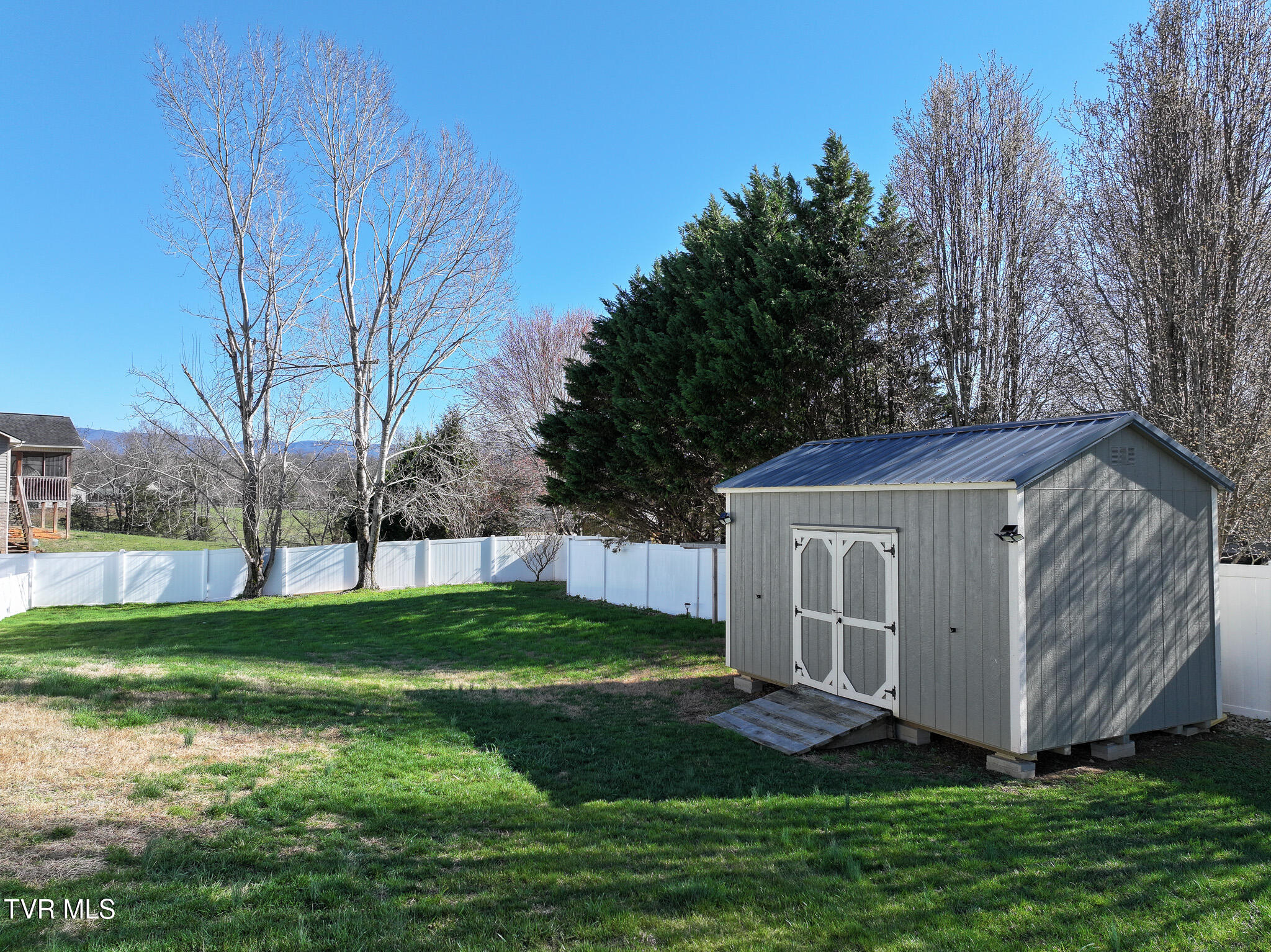 152 Grace Drive Greeneville, TN 37745 - Photo 26 of 32 DJI_20260309164221_0280_D