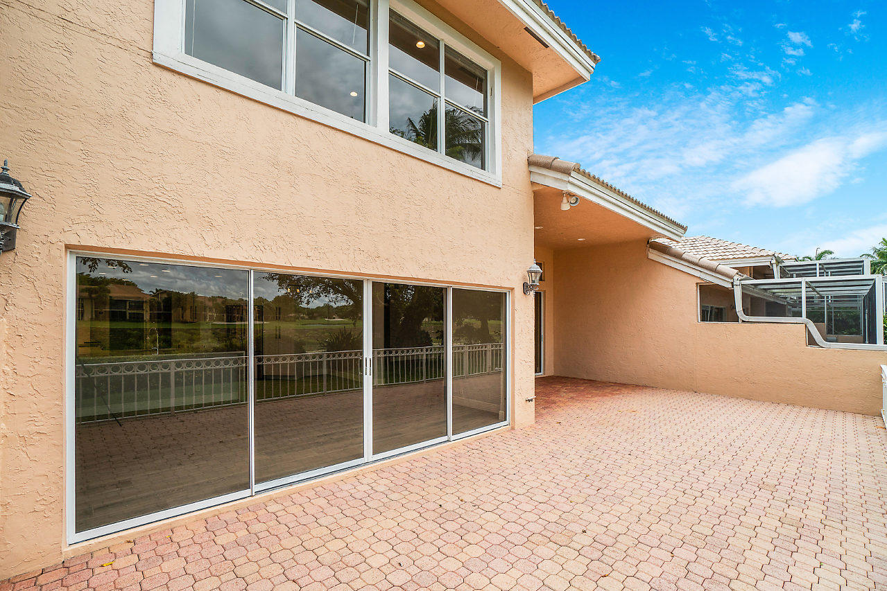 5178 Windsor Parke Drive Boca Raton, FL 33496 - Photo 33 of 35 Exterior Back