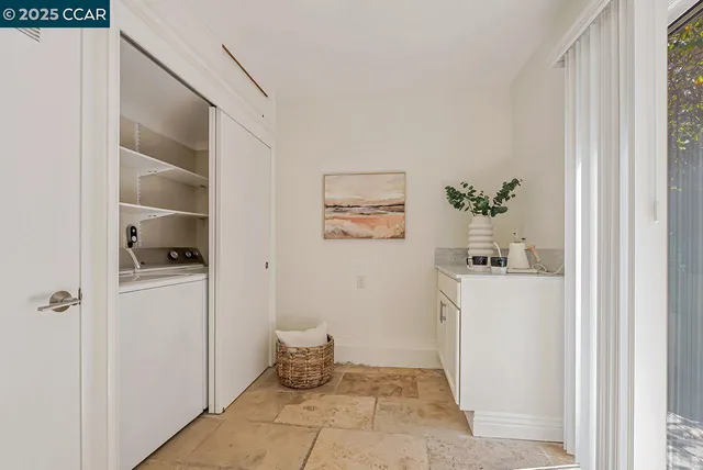 $1,230,000 | 183 Camino Pablo, Orinda, CA 94563