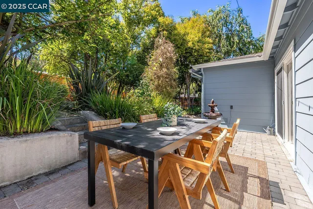 $1,230,000 | 183 Camino Pablo, Orinda, CA 94563