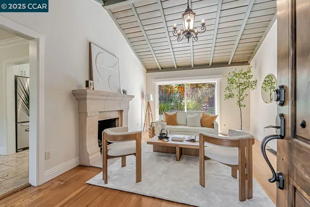 $1,230,000 | 183 Camino Pablo, Orinda, CA 94563