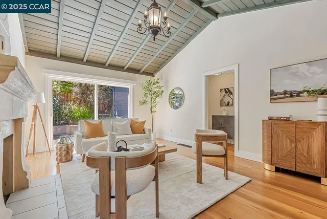 $1,230,000 | 183 Camino Pablo, Orinda, CA 94563