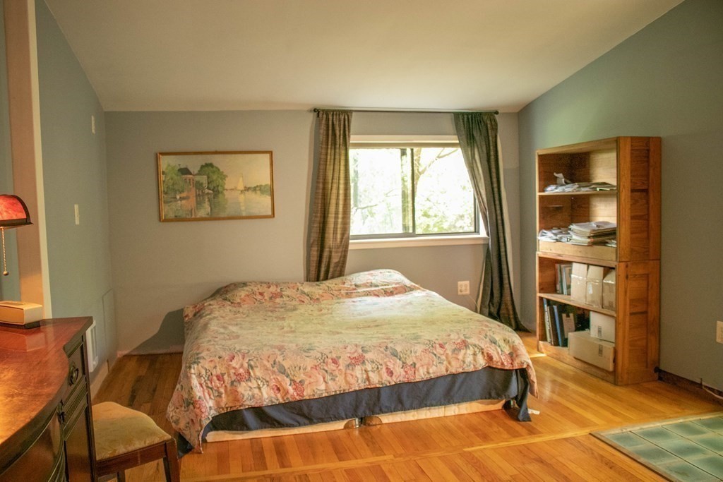 427 Turners Falls Road Montague, MA 01351 - Photo 13 of 28 Gallery Image 13