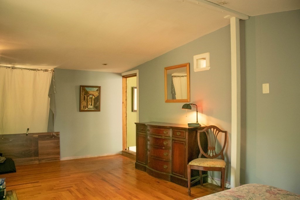 427 Turners Falls Road Montague, MA 01351 - Photo 15 of 28 Gallery Image 15