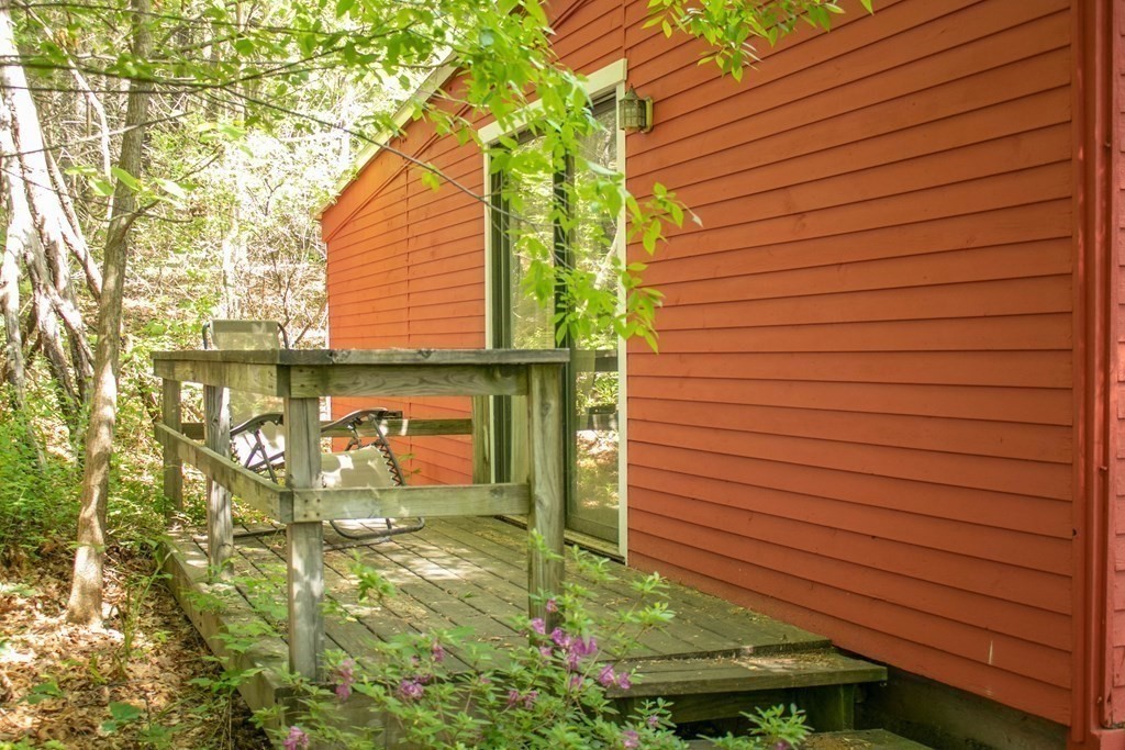 427 Turners Falls Road Montague, MA 01351 - Photo 18 of 28 Gallery Image 18