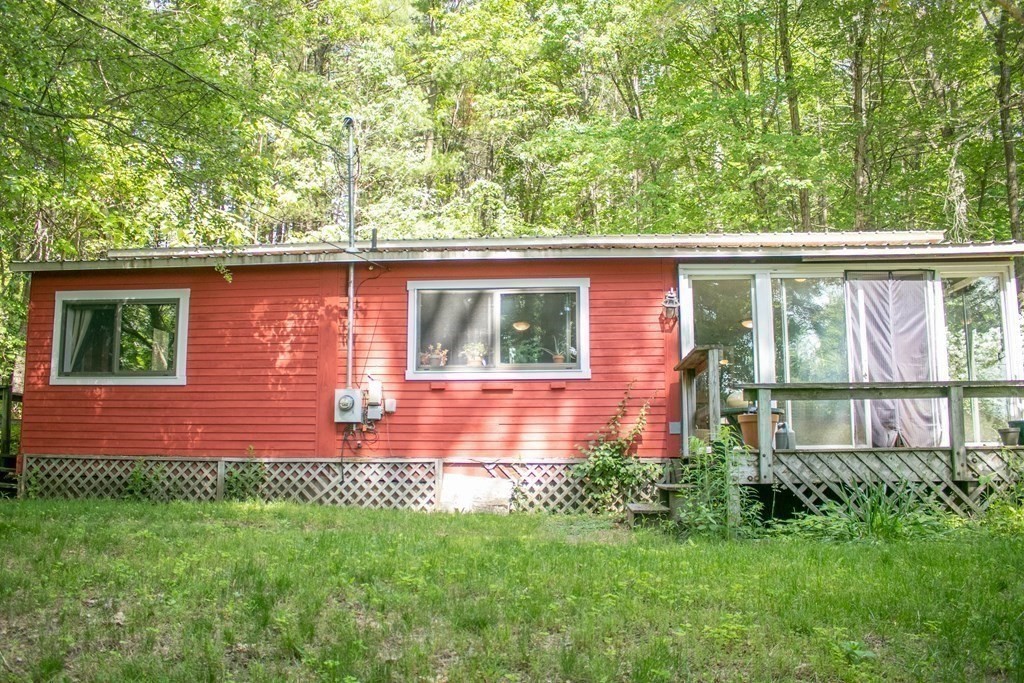 427 Turners Falls Road Montague, MA 01351 - Photo 19 of 28 Gallery Image 19