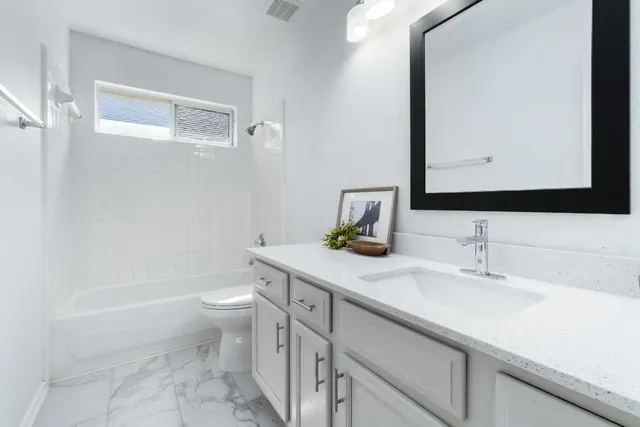 $2,695 | 13508 Campesina Drive, Austin, TX 78727