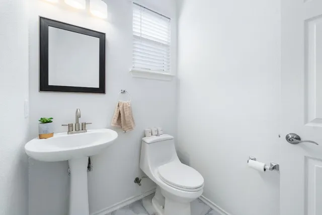 $2,695 | 13508 Campesina Drive, Austin, TX 78727