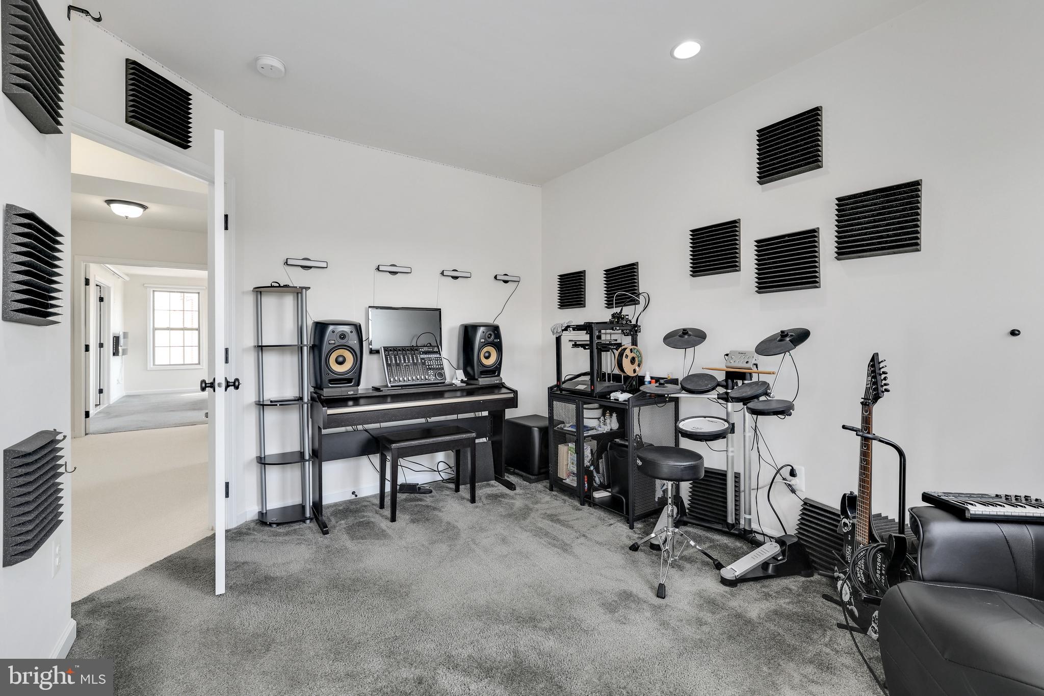 22635 Naugatuck Square Ashburn, VA 20148 - Photo 25 of 46