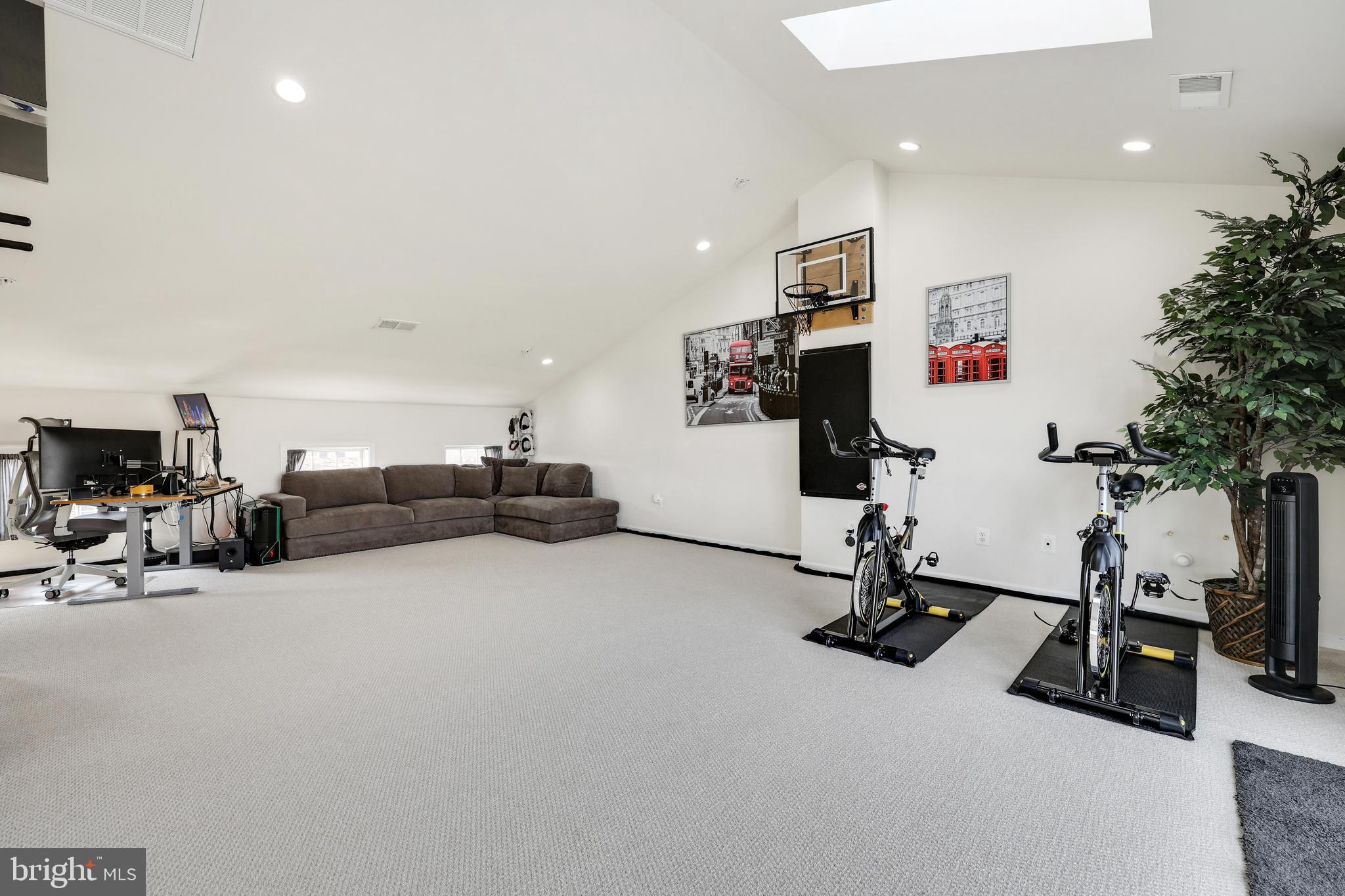 22635 Naugatuck Square Ashburn, VA 20148 - Photo 26 of 46