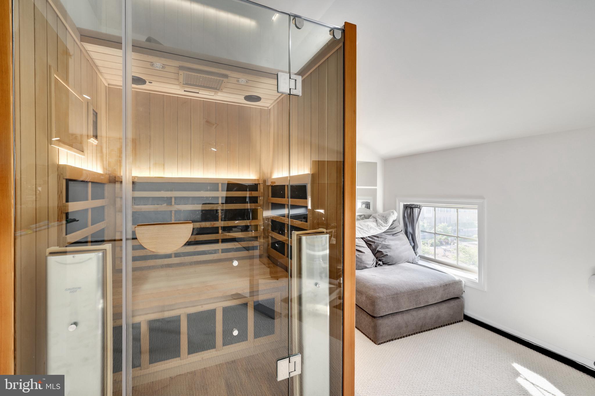 22635 Naugatuck Square Ashburn, VA 20148 - Photo 28 of 46