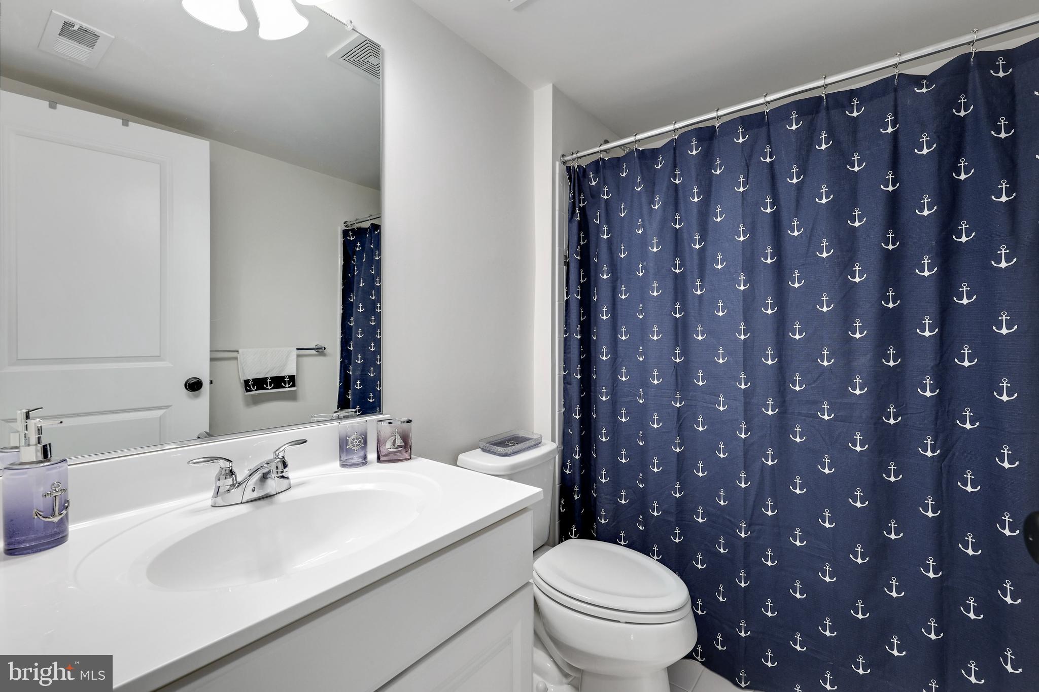 22635 Naugatuck Square Ashburn, VA 20148 - Photo 35 of 46