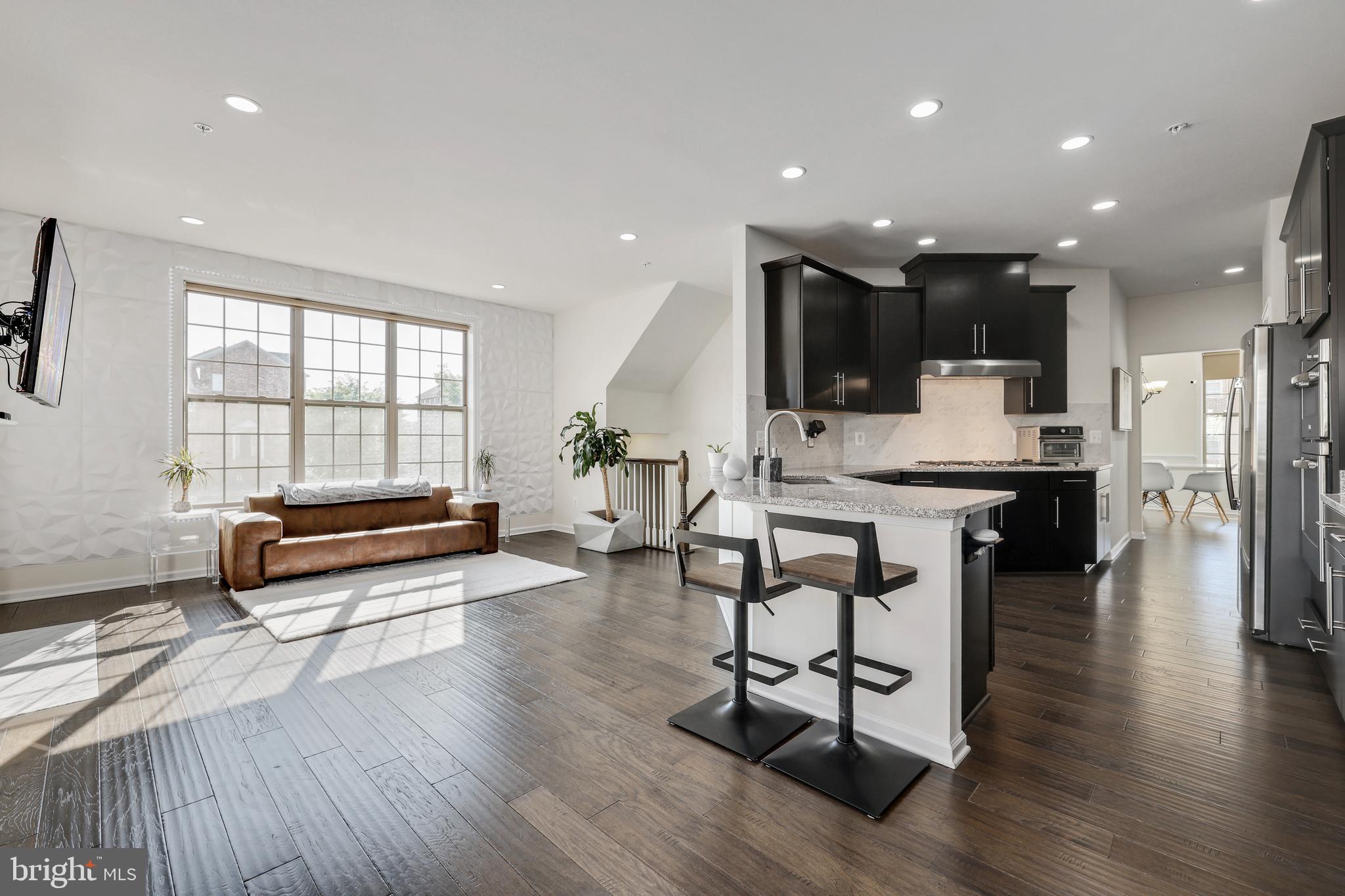 22635 Naugatuck Square Ashburn, VA 20148 - Photo 5 of 46