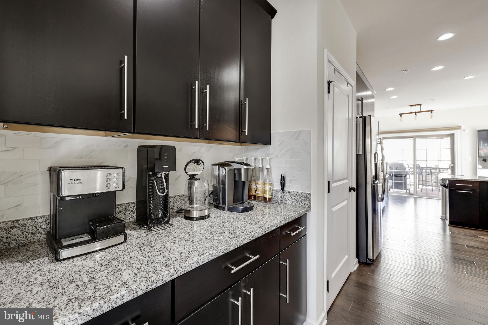 22635 Naugatuck Square Ashburn, VA 20148 - Photo 6 of 46