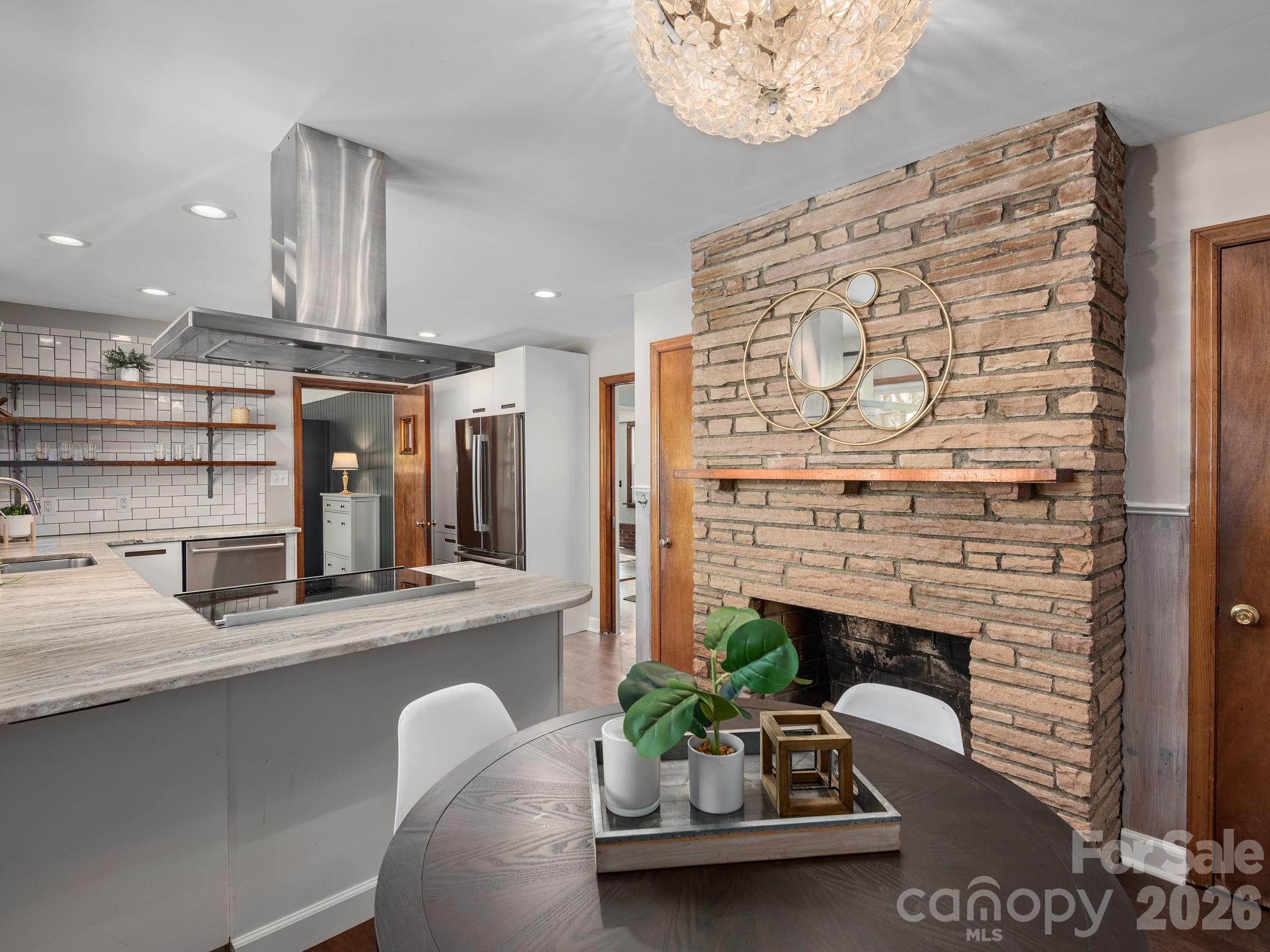 8 Fernlawn Road Asheville, NC 28805 - Photo 11 of 40