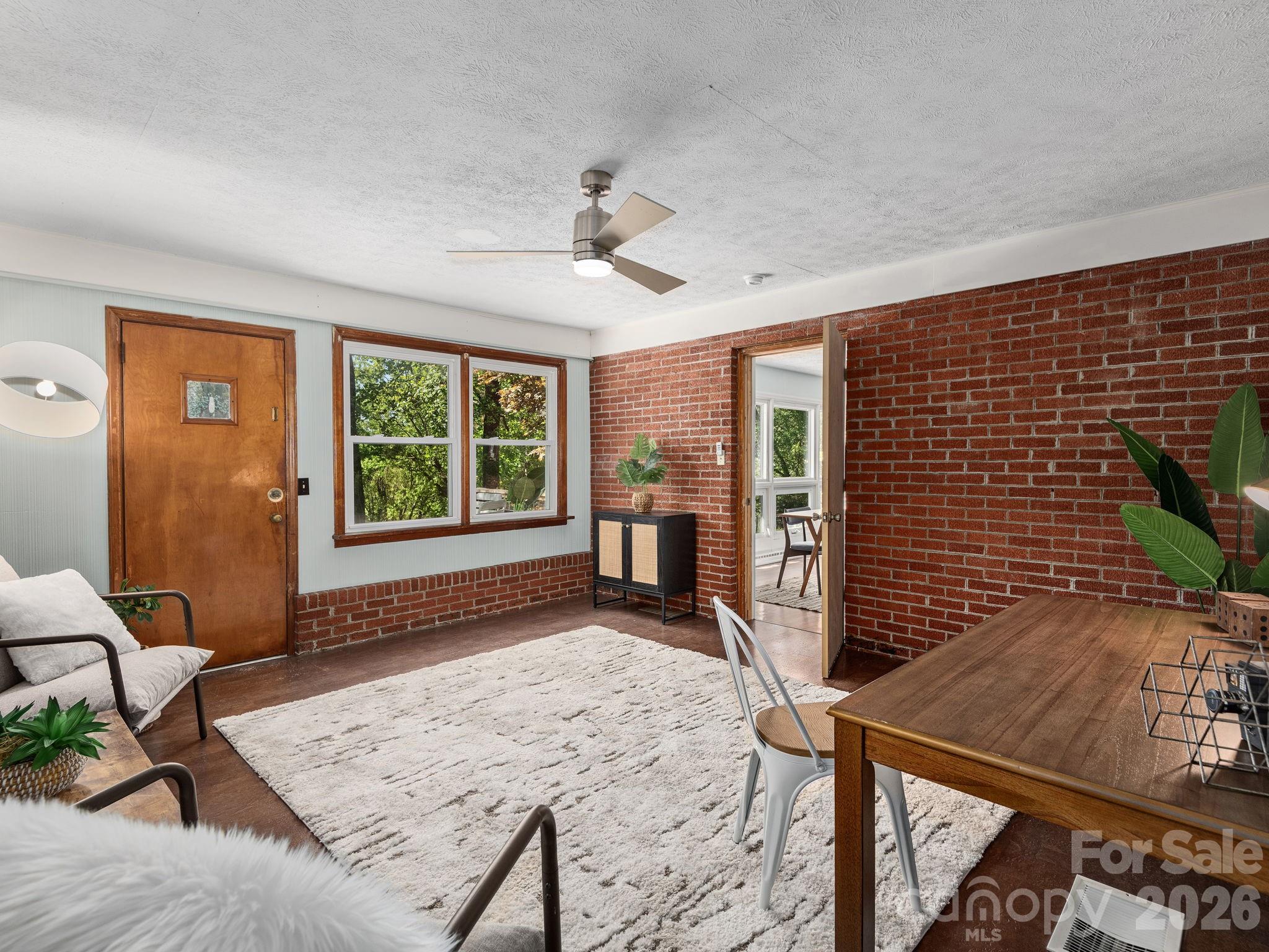 8 Fernlawn Road Asheville, NC 28805 - Photo 14 of 40