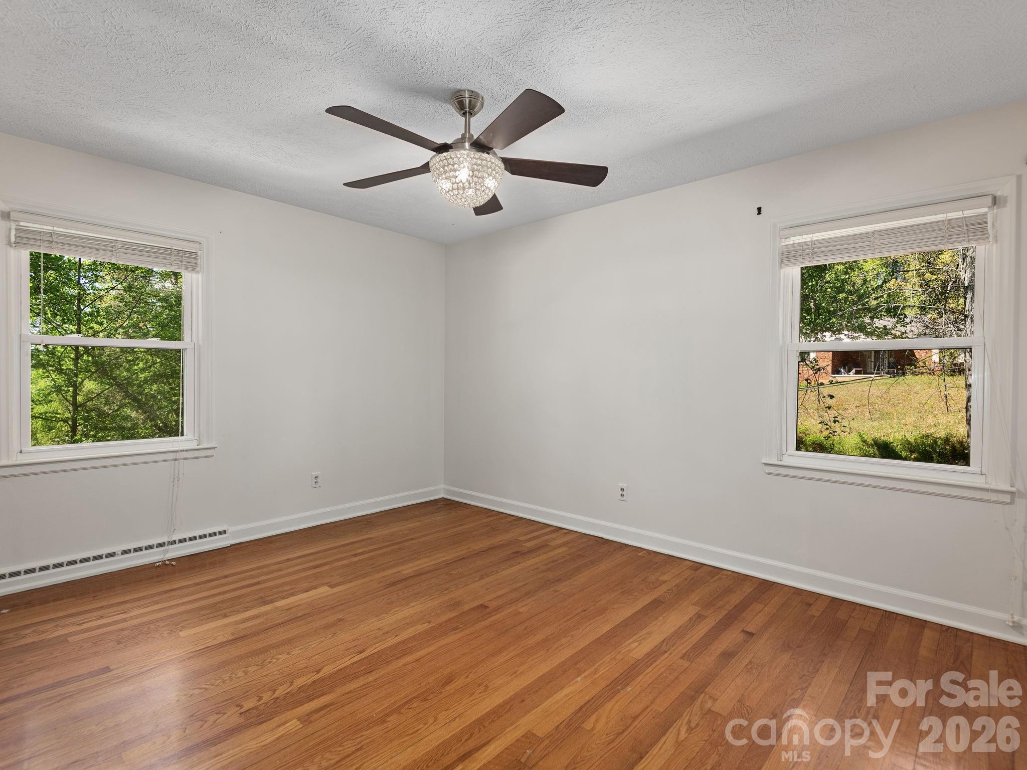 8 Fernlawn Road Asheville, NC 28805 - Photo 20 of 40