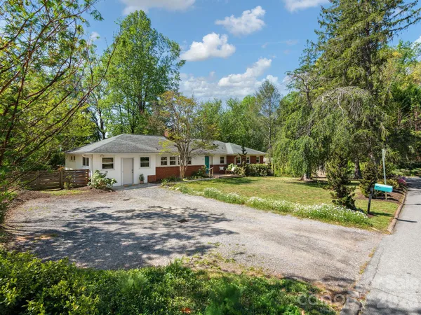 $589,000 | 8 Fernlawn Road, Asheville, NC 28805